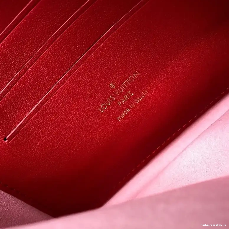 Fashionrepsfam ru 19B570206 LV Bags 0816